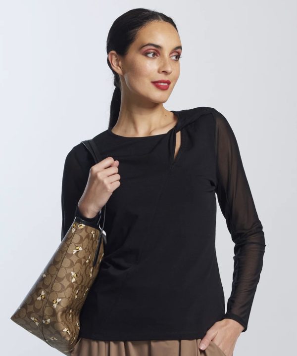 Twisted Round Neck Top